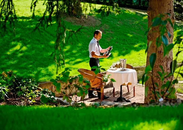 ホテル Restaurant L'ami Fritz オットロット